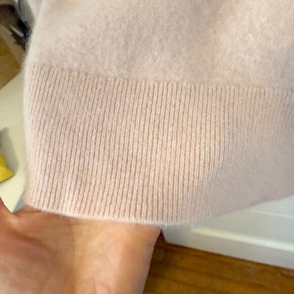 Quince 100% Mongolian Cashmere Crewneck Sweater - Picture 2 of 8